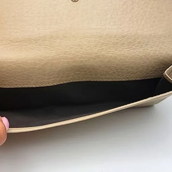 GUCCI LONG BEIGE WALLET